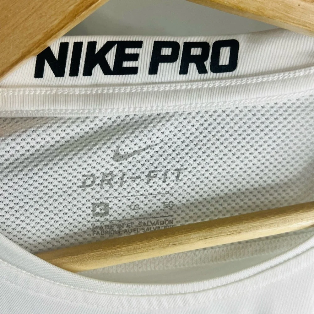 Nike PRO White Long Sleeve DriFit Performance Tee XL
